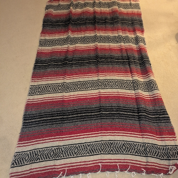 Canyon Creek Authentic Mexican Yoga Falsa Blanket - Picture 3 of 4